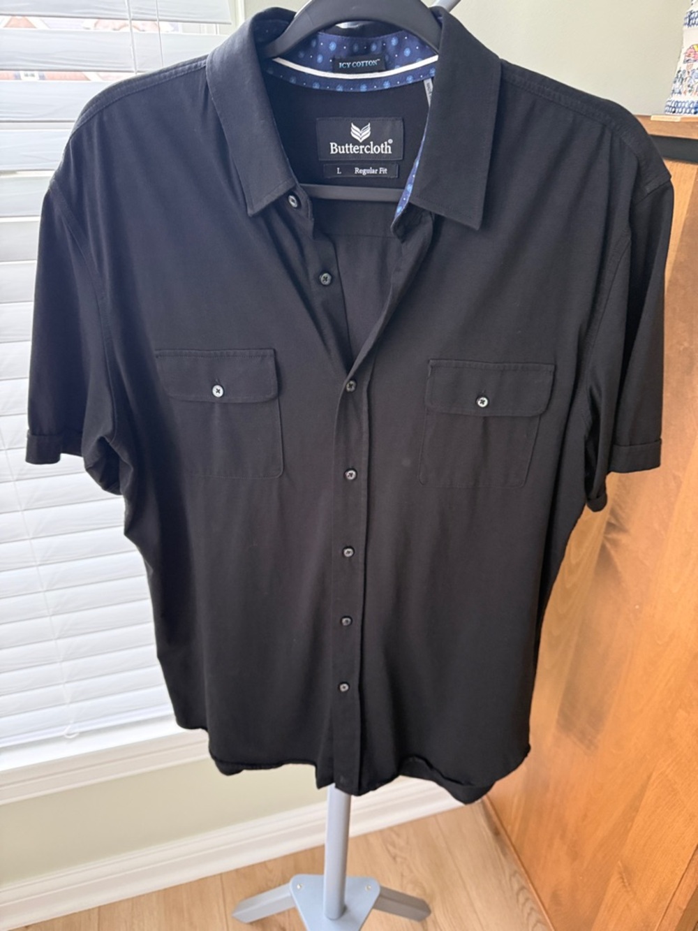 Buttercloth Black Short-Sleeve Casual Button-Down Shirt